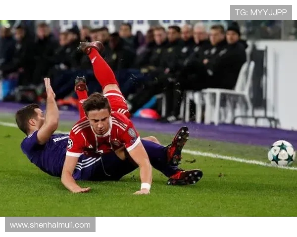 卡拉巴赫与罗马激战正酣比分悬念不断精彩瞬间回顾